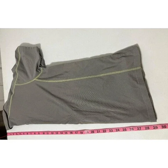 Patagonia Men's Polo Large Gray Shirt Organic Cotton Yellow Stitch Trim  V Neck - Picture 7 of 9